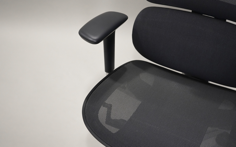 An Airy Seat 